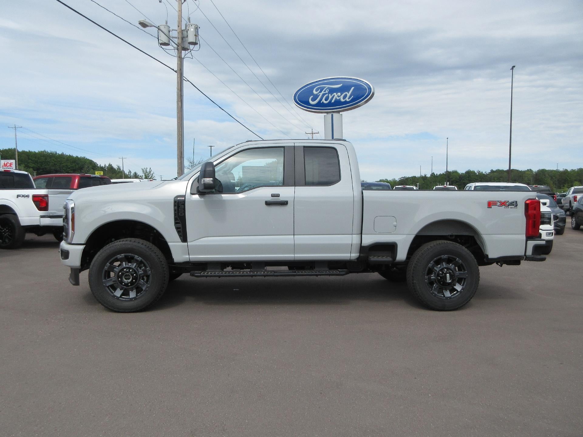 2026 Ford Super Duty F-350 SRW XL 4WD SuperCab 6.75' Box in Avalanche — front three-quarter view