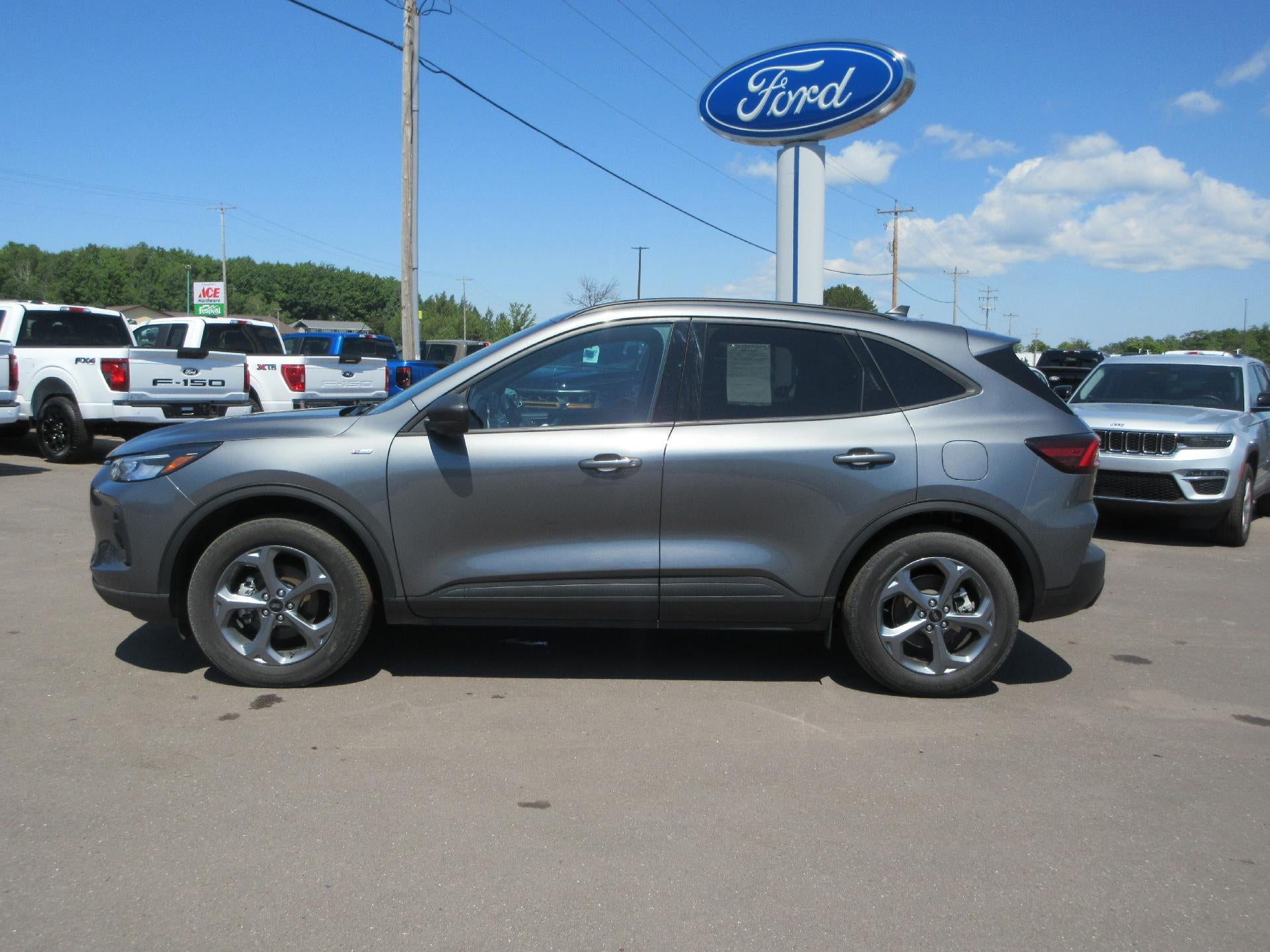 2025 Ford Escape ST-Line AWD in Carbonized Gray Metallic — front three-quarter view